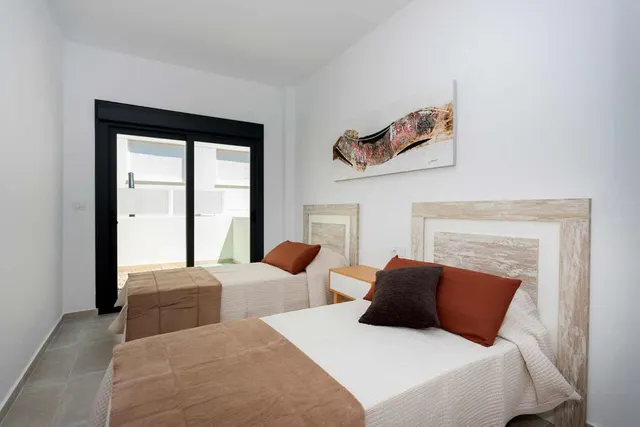 VILLA DE 3 DORMITORIOS EN UNA SOLA PLANTA, DAYA NUEVA — 8