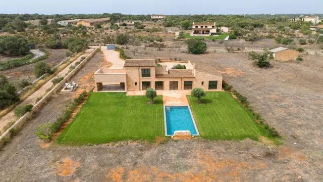 Finca rústica a estrenar con piscina en Santanyí - foto 5