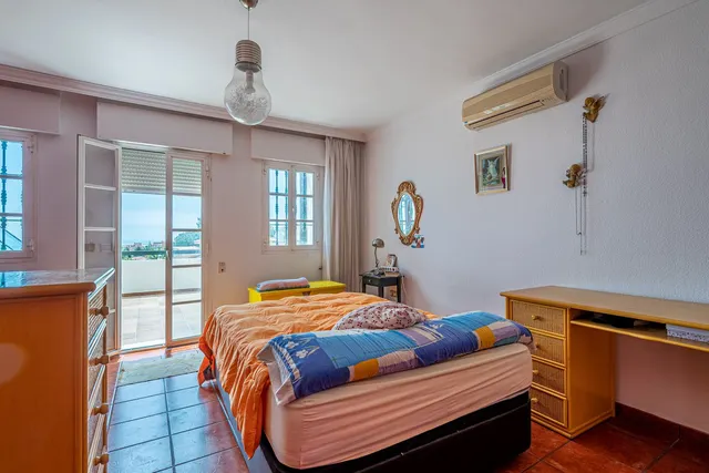 Chalet 4 habitaciones 557m² en venta - Centro — 26