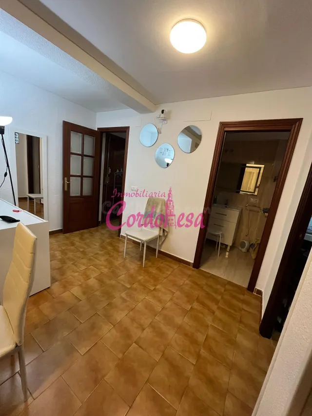 Piso Reformado en Sector Sur con Patio - Oportunidad Única - foto 4