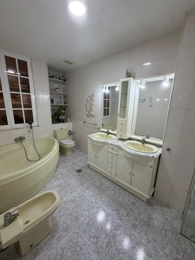 CASA INDEPENDIENTE EN EL ESTRECHO DE SAN GINÉS – 290 m2 – 5 DORMITORIOS – 4 BAÑOS — 11