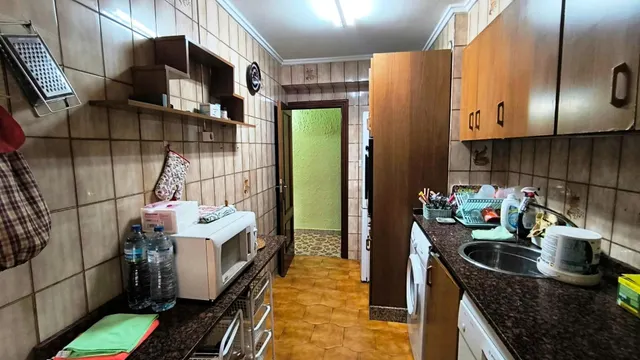 PRIMER PISO TOTALMENTE EXTERIOR EN FINCA CON CONSERJE Y ENORME TERRAZA ESQUINERA — 10