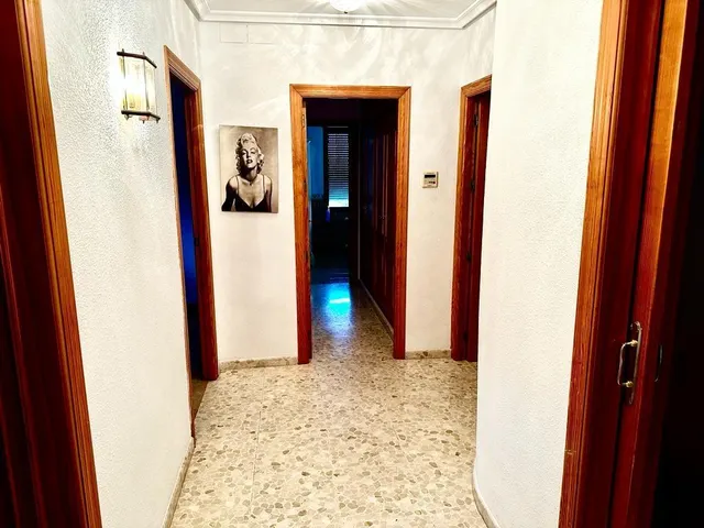 Piso 5 habitaciones 220m² en alquiler - Carrerra del Caballo — 12