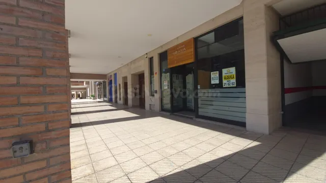 OPORTUNIDAD EN PASEO LA FLORIDA LOCAL LISTO PARA CUALQUIER N