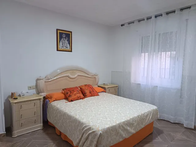 SE VENDE CASA EN MONFORTE DEL CID  / LISTA PARA ENTRAR A VIVIR /  A 20 MINUTOS DE ALICANTE — 5