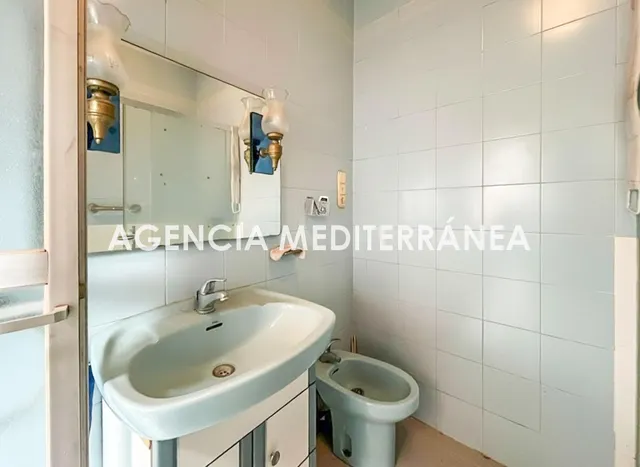 CASA DE DOS PLANTAS A LA VENTA EN ALCÀSSER — 11