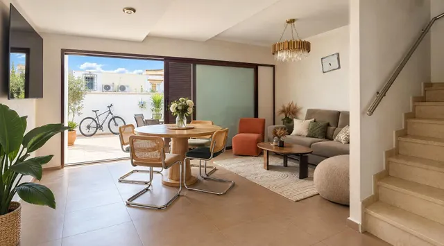 La terraza sur para el invierno. la terraza norte para agosto. Dénia ya ha pensado el clima por ti.!! — 8