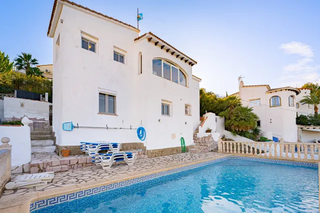 Casa para renovar con vistas despejadas en venta en Pedreguer — 29