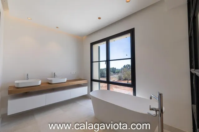 Villa de lujo de nueva construcción — 42