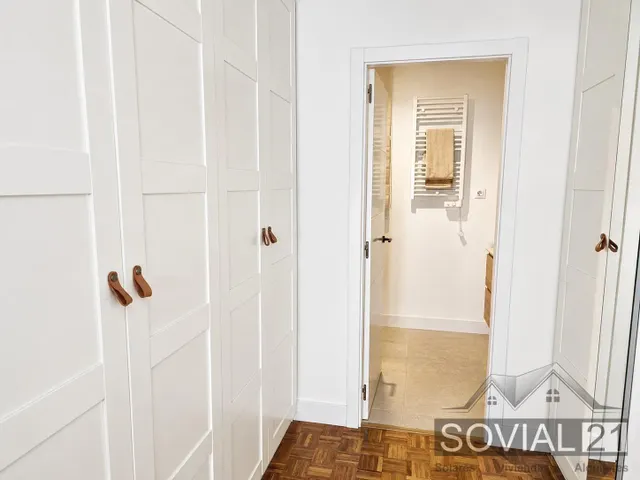 Piso reformado con mucho estilo junto a la plaza Sanllehy — 10