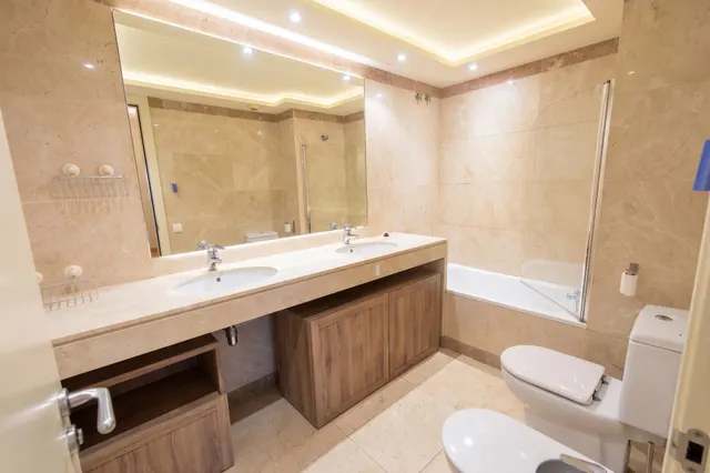 Piso 4 habitaciones 138m² en venta - Diagonal Mar i el Front Marítim del Poblenou — 20