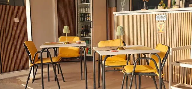 Se traspasa restaurante pizzería con magnífica vista al mar  - foto 4