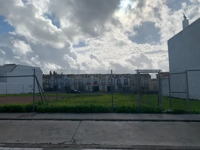 Suelo Urbano en Cantillana - foto 4