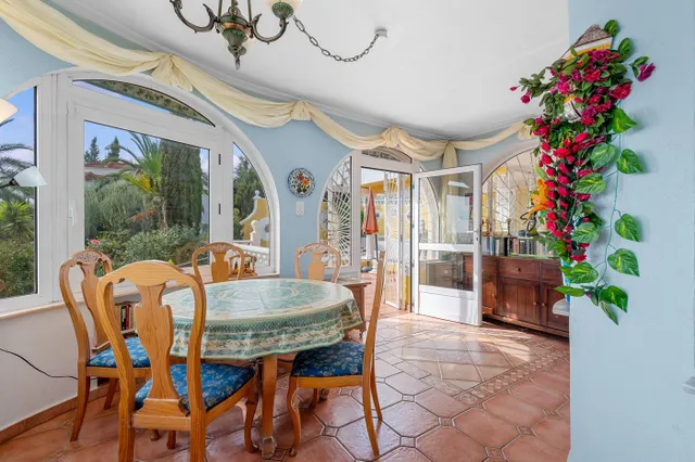 Chalet independiente con gran parcela, piscina privada y espectaculares vistas al mar y las lagunas en Ciudad Quesada — 14