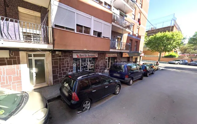 Apartamento 3 habitaciones 49m² en venta - Cerdanyola - foto 2