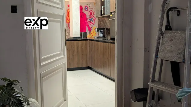 Vivir frente al antiguo cauce del Turia, en pleno Ensanche de Valencia — 24