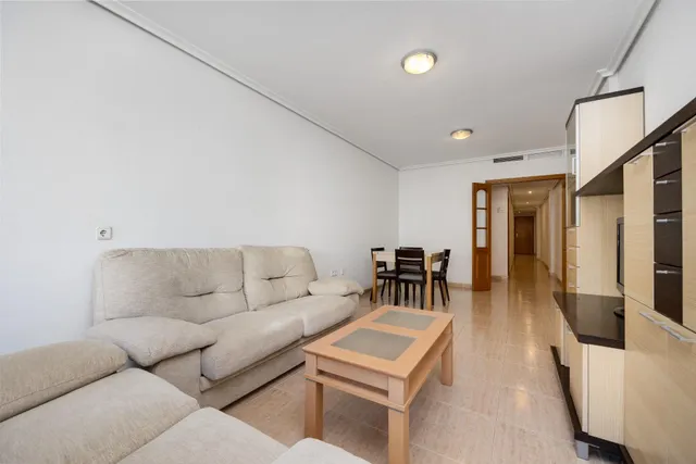 Venta de amplio apartamento seminuevo Ed.Torreaguas Torrevieja — 4