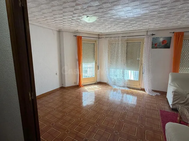 Piso en Corazón de Jesús, Elche — 3