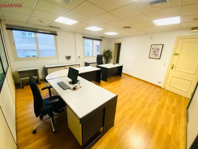 Oficina en venta en Logroño — 4