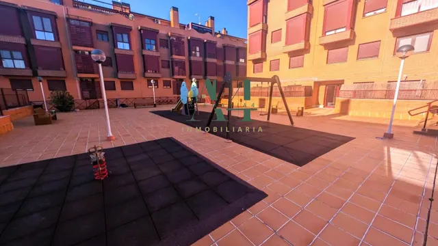 Bonito Apartamento en el Infanta Isabel — 28