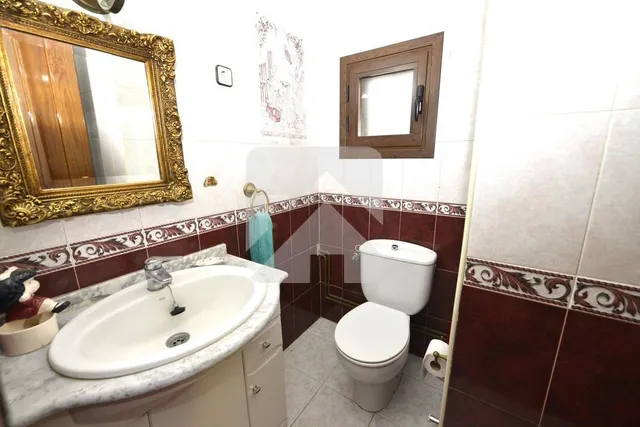 Espectacular villa en urbanización vigilada — 38