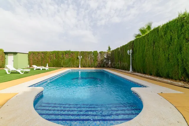 Amplio chalet con piscina salina en Monachil — 5