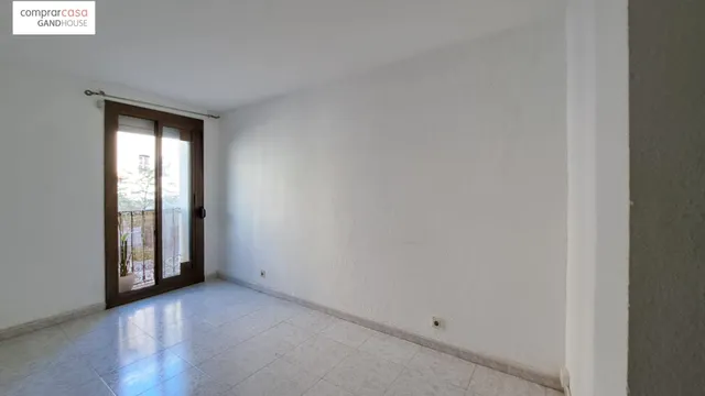 Piso en Poblenou-Oportunidad — 35