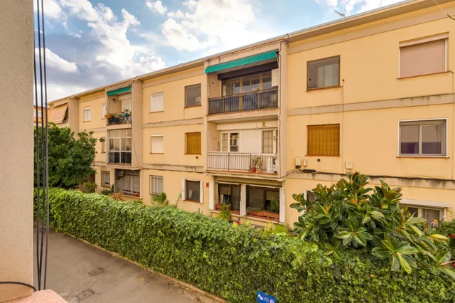 Espectacular piso, muy luminoso y listo para entrar a vivir en Prat de Llobregat!! — 35