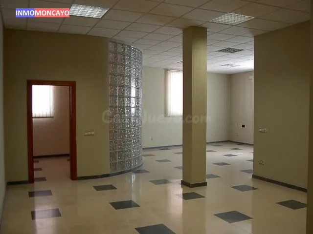SE ALQUILA LOCAL REFORMADO EN PLENO CENTRO DE TUDELA