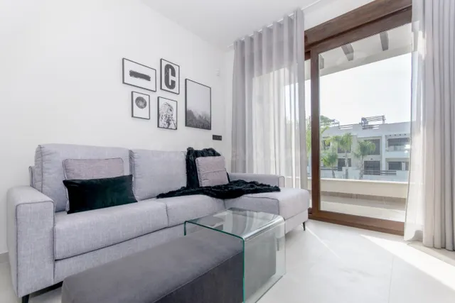 RESIDENCIAL DE OBRA NUEVA DE BUNGALOWS EN LOS BALCONES, TORREVIEJA — 5