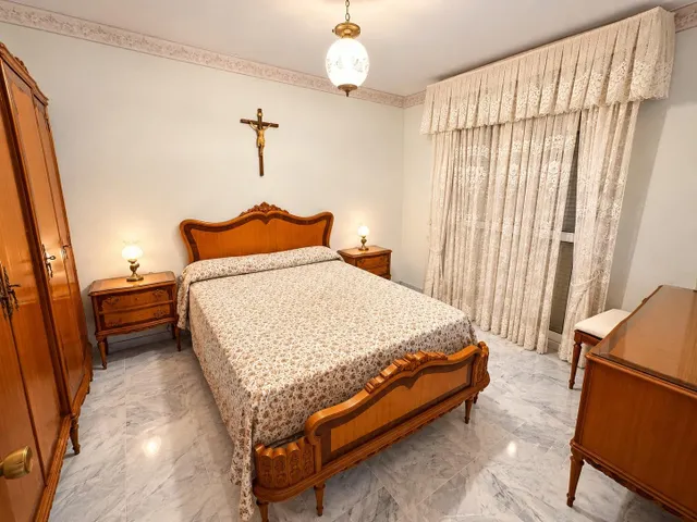 Excepcional Casa con Porche y Patio en Zona Alameda! — 15