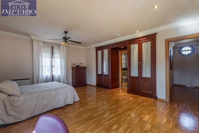INCREÍBLE CHALET INDEPENDIENTE EN ZONA PRIVILEGIADA — 22