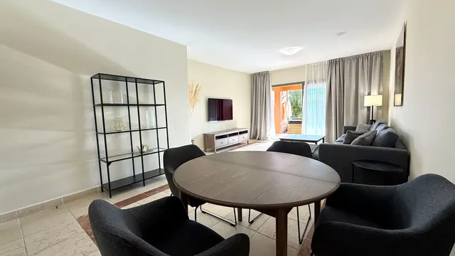 Planta baja 2 habitaciones 99m² en alquiler - Costa Del Sol - foto 3