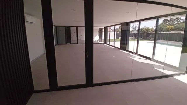 PISO DE NUEVA CONSTRUCCIÓN EN ZONA DE CIUTAT JARDÍ — 7