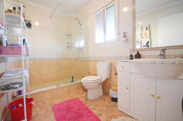 FANTASTICO CHALET CON PISCINA PROPIA Y COMUNITARIA, IDEAL PARA FAMILIAS — 16