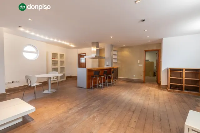 FANTÁSTICO TRÍPLEX EN CÁJAR: UNA VIVIENDA LLEVA DE AMPLITUD Y LUMINOSIDAD — 9