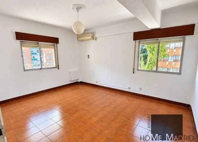 ESTUDIO HOME MADRID OFRECE piso de 109 m2, situado en tercera planta exterior, en el barrio de Peñagrande. — 14