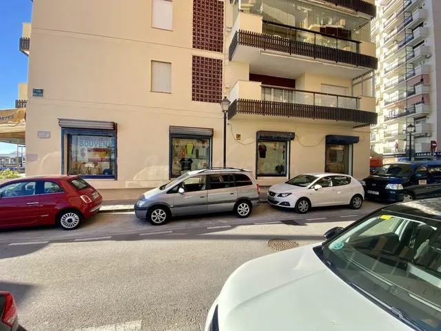Local comercial 160m² en venta - Centro — 4