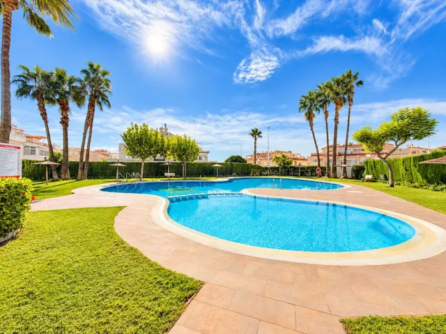 Casa 3 habitaciones 105m² en venta - Zeniamar-Horizonte-La Campana — 32
