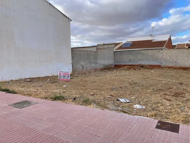 Venta solar urbano en Humilladero — 3