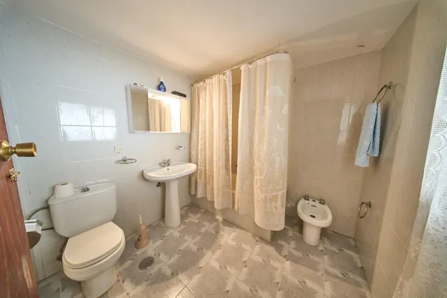 Encantadora Casa en Cacin por solo 40.000€ — 25