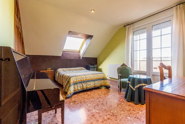 Villa 7 habitaciones 525m² en venta - Ayuntamiento — 18