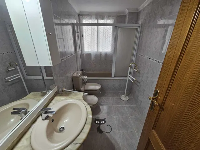Piso Amplio con Balcón, Trastero, Plaza de Garaje y Ascensor en Massanassa!!! — 13