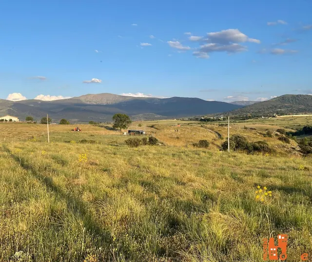 Parcela rústica en Palazuelos de Eresma