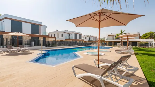 Adosado 3 habitaciones 250m² en venta - Cala Ratjada — 2