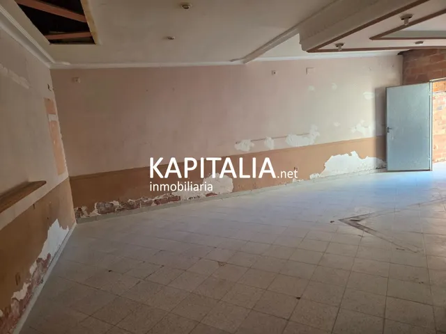 venta de solar con almacén en Beniarres - foto 5