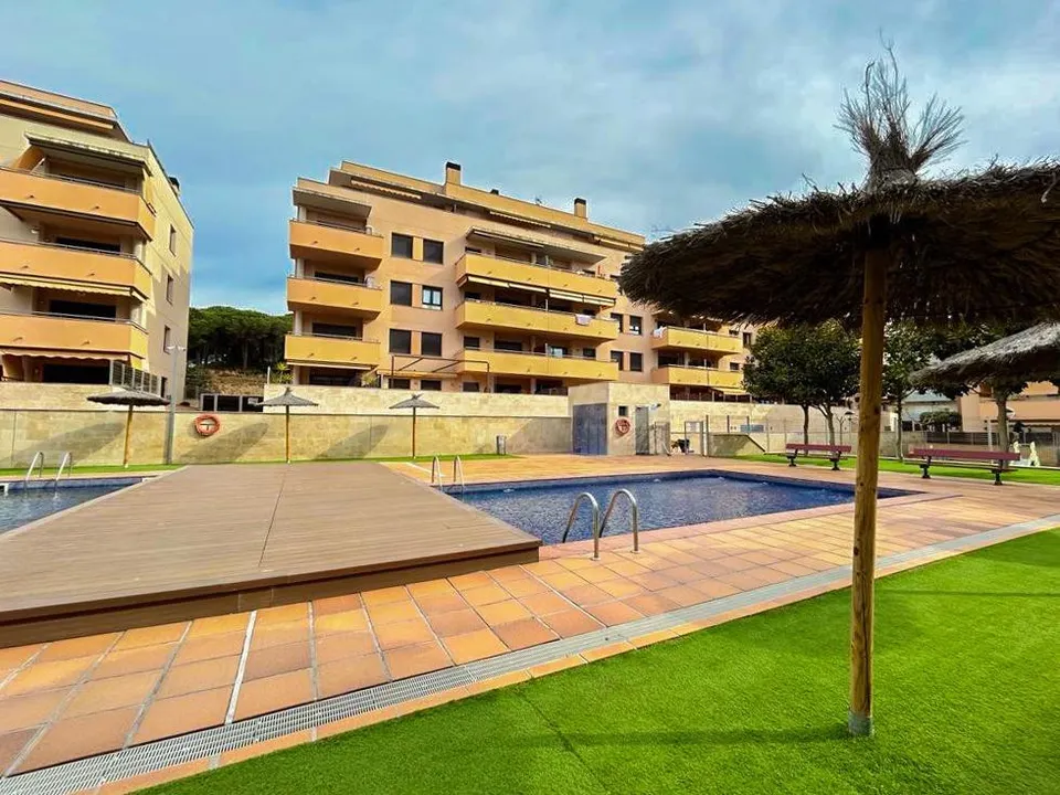 Excelente apartamento reformado en venta en Fenals