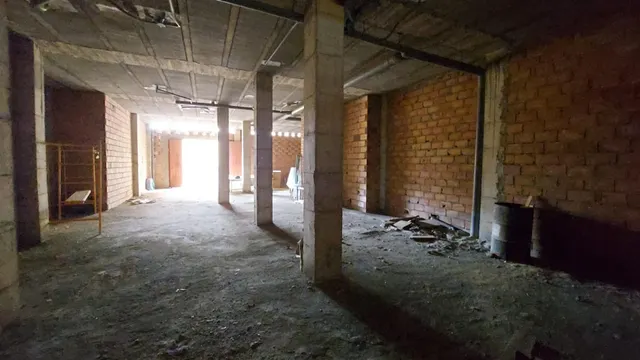Local comercial de nueva construcción en venta — 4