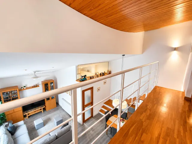 Vivienda esquinera con garaje — 23