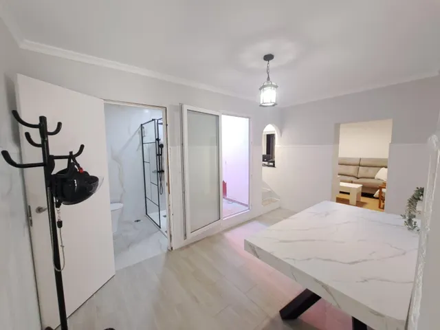 Casa de una sola planta con patio y azotea independiente en El Arenal — 14